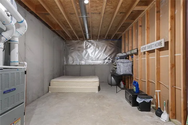 $499,000 | 106 Woodland Avenue, Lone Jack, MO 64070