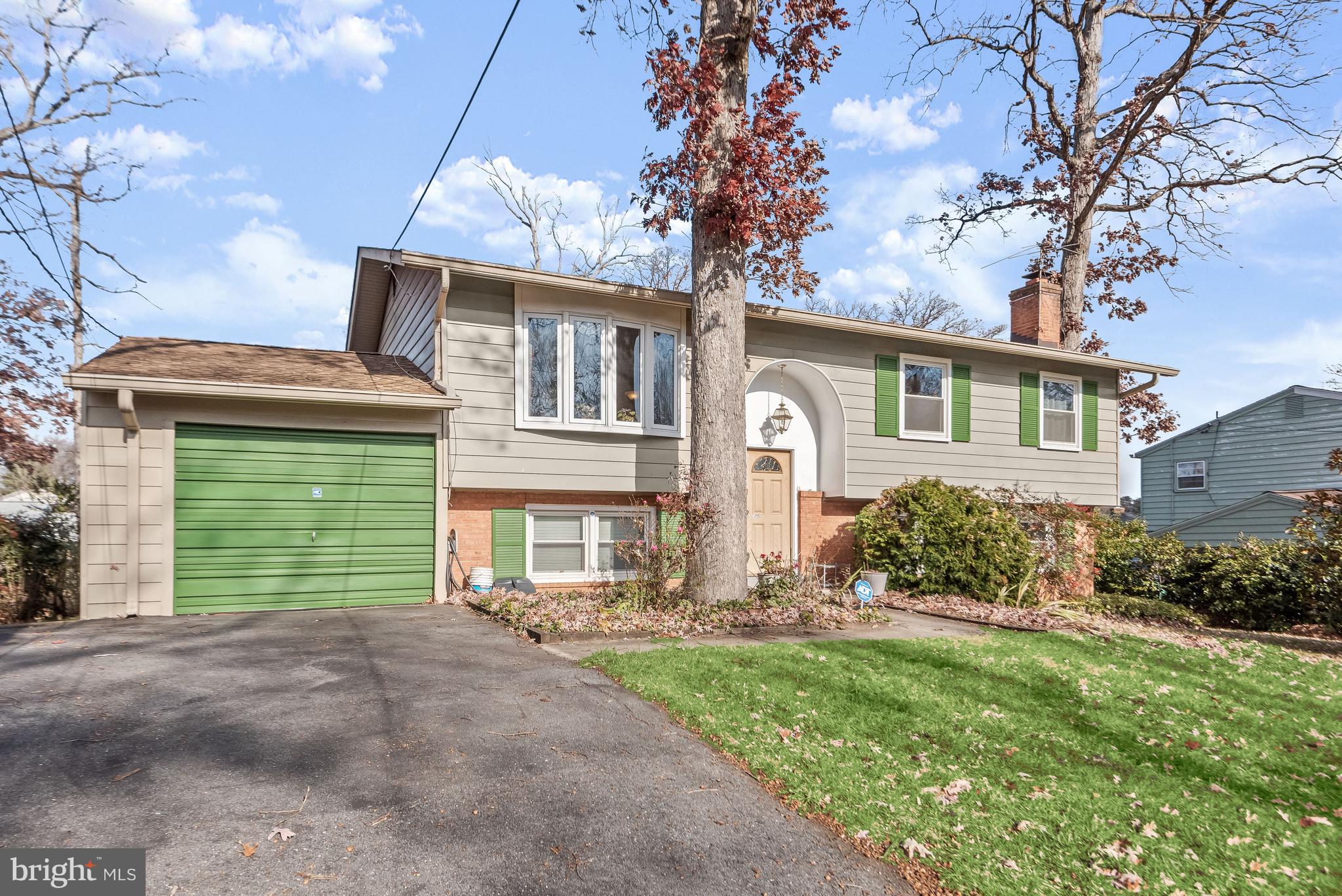 Welcome to 8508 Chervil Road!