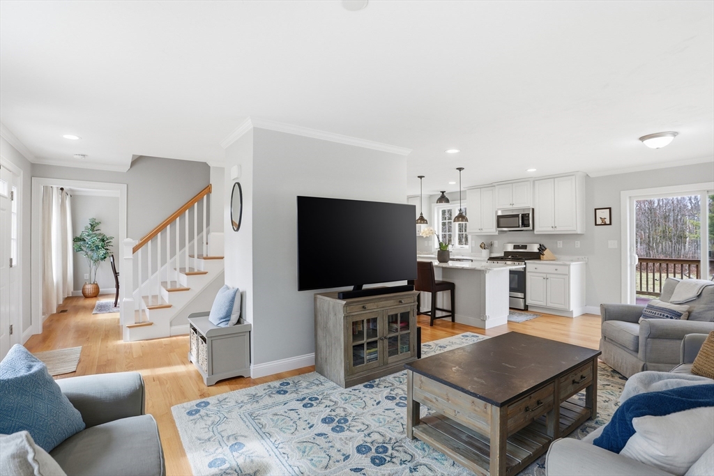 175 Rangeway Road Billerica, MA 01862 - Photo 15 of 42