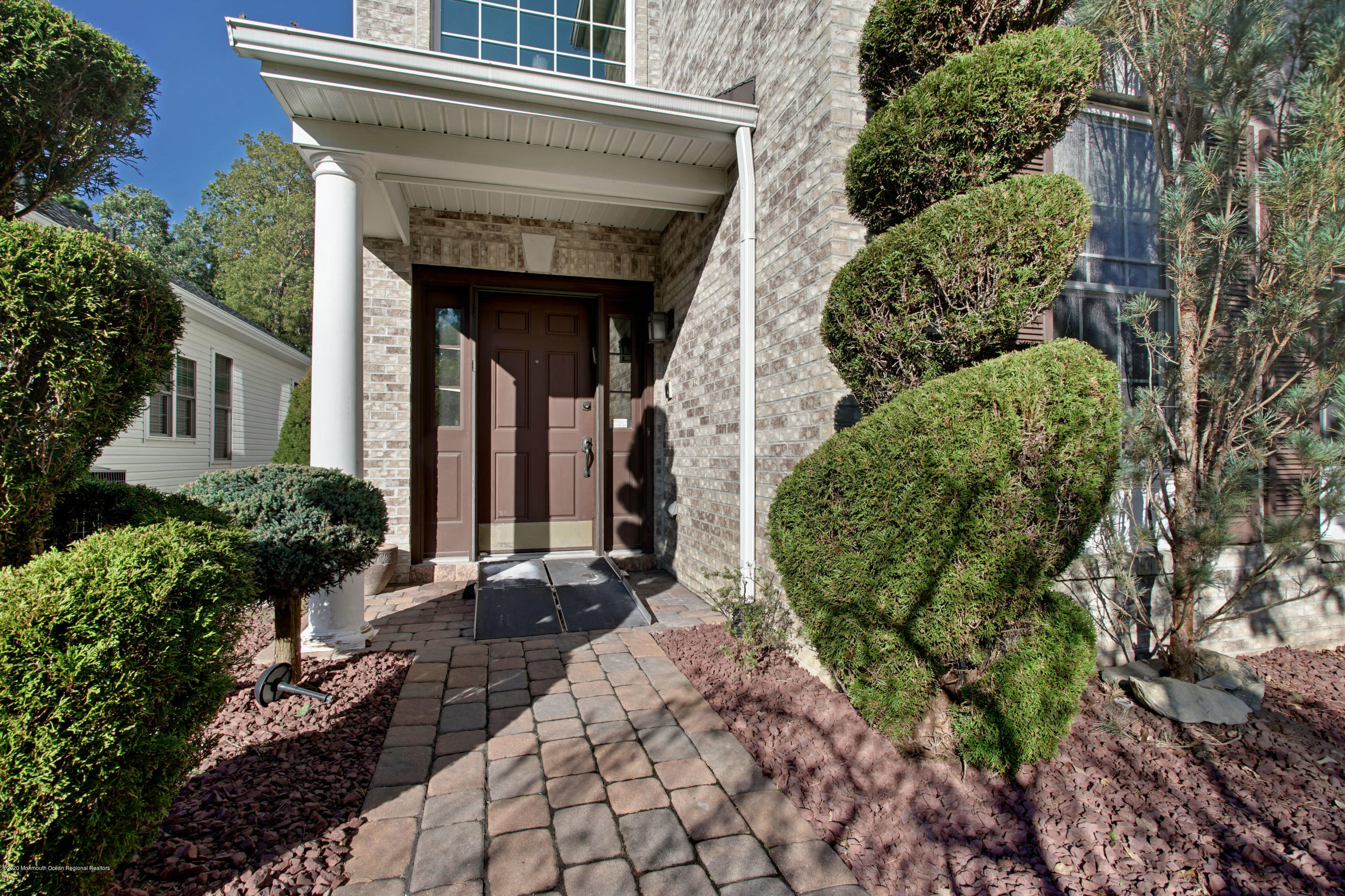 27 Crooked Stick Road Jackson, NJ 08527 - Photo 3 of 32 a front view of a house