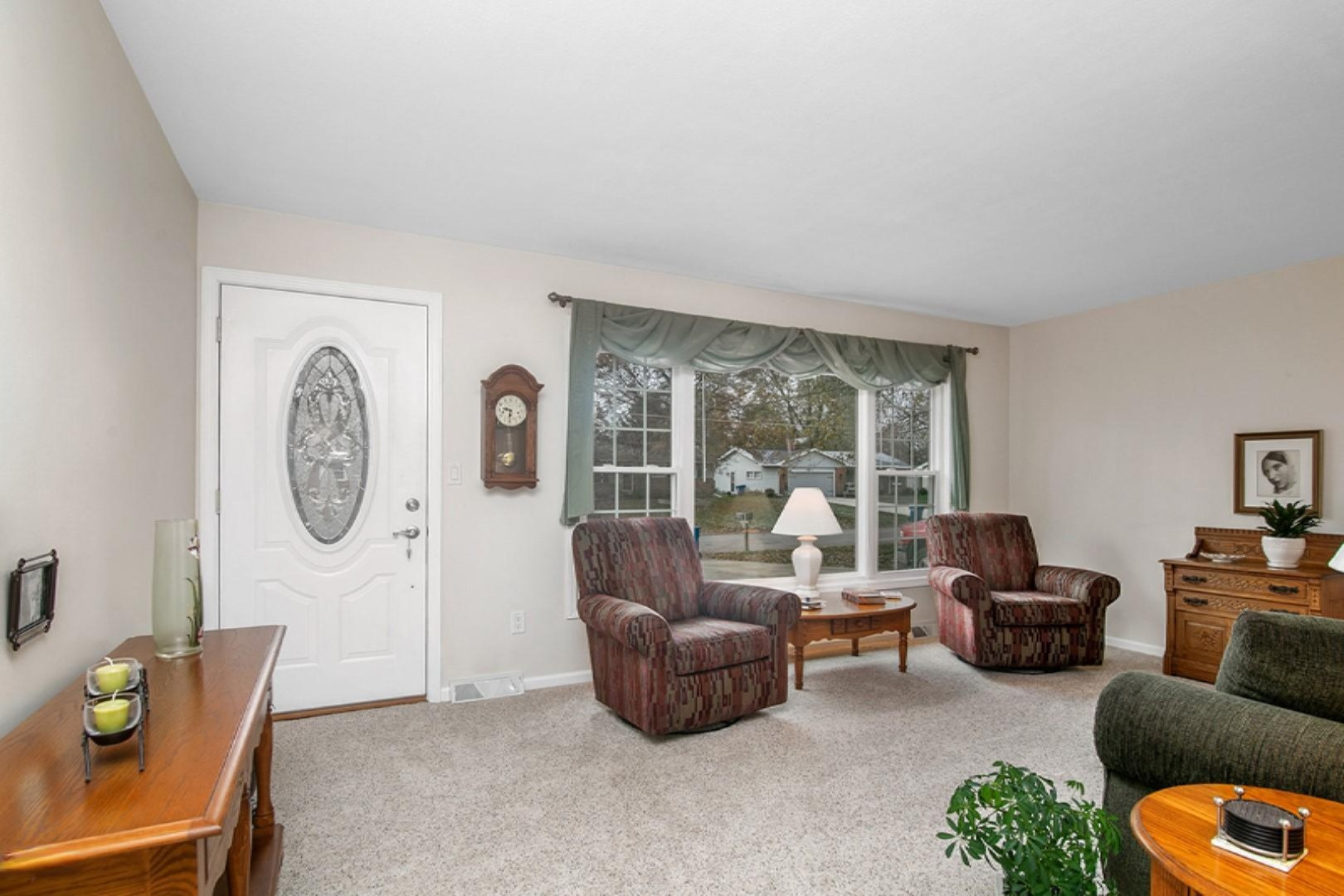 1647 Fairview Street Jenison, MI 49428 - Photo 6 of 25 IMG_1005