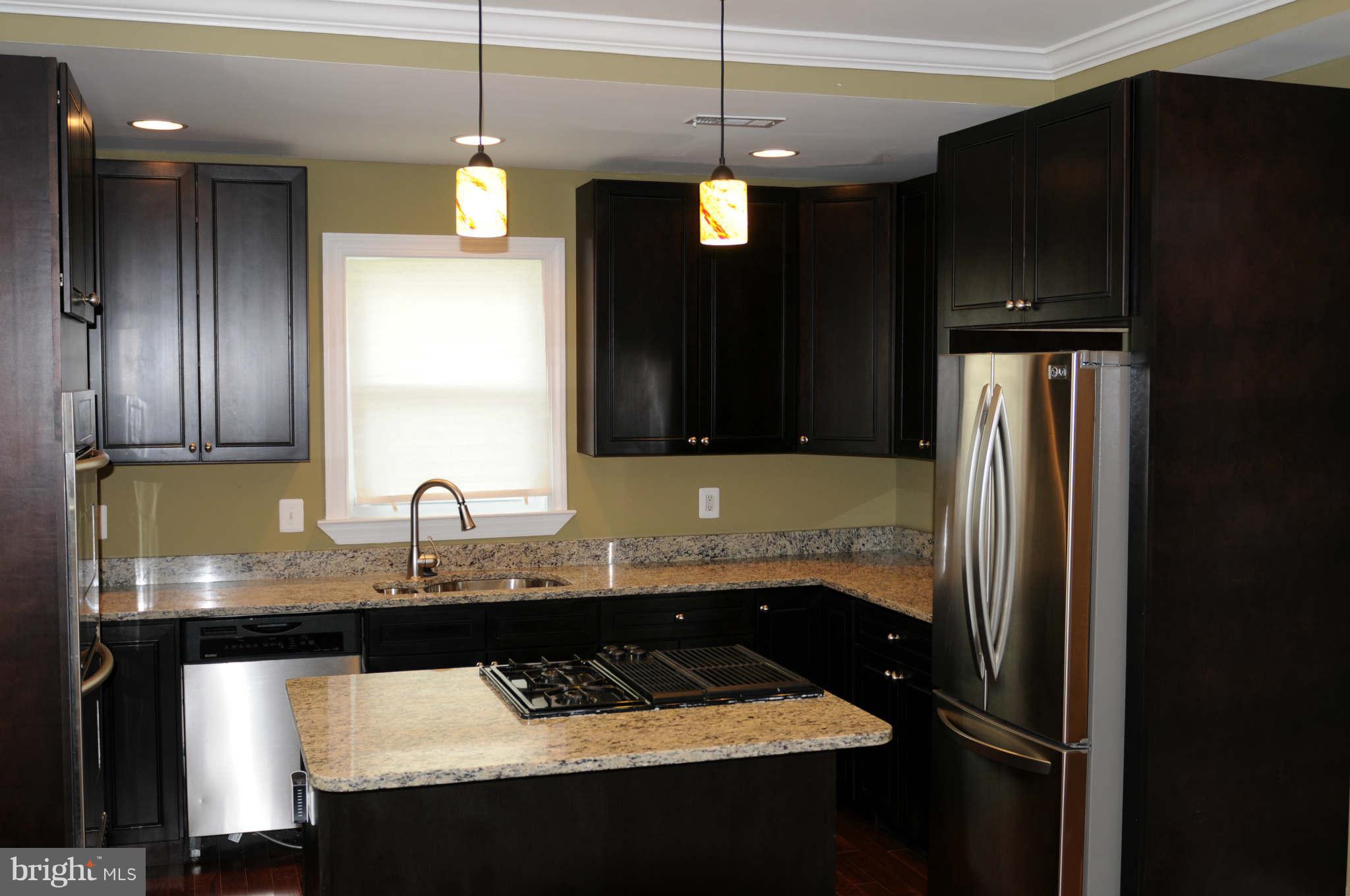 3700 Chesholm Road Baltimore, MD 21216 - Photo 8 of 20 Kitchen