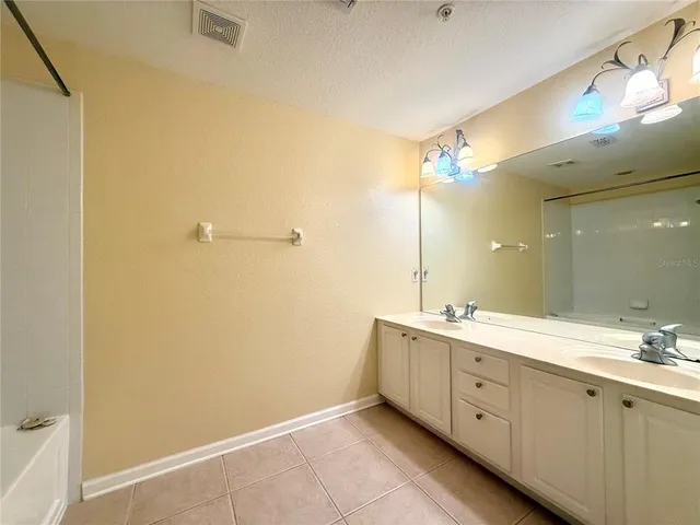 $2,300 | 6462 Daysbrook Drive, Unit 105, Orlando, FL 32835