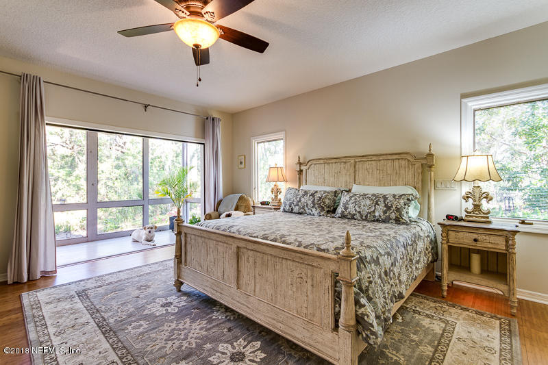 18 Beachwood Road Fernandina Beach, FL 32034 - Photo 19 of 47 Owners Bedroom