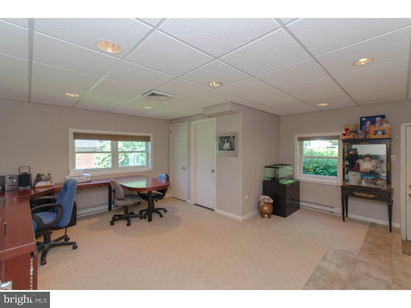 3292 Manor Road Huntingdon Valley, PA 19006 - Photo 18 of 25 In-law Suite
