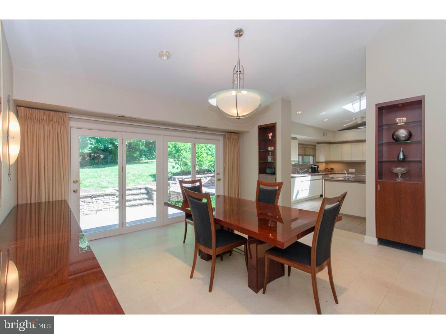 3292 Manor Road Huntingdon Valley, PA 19006 - Photo 8 of 25 Dining Room