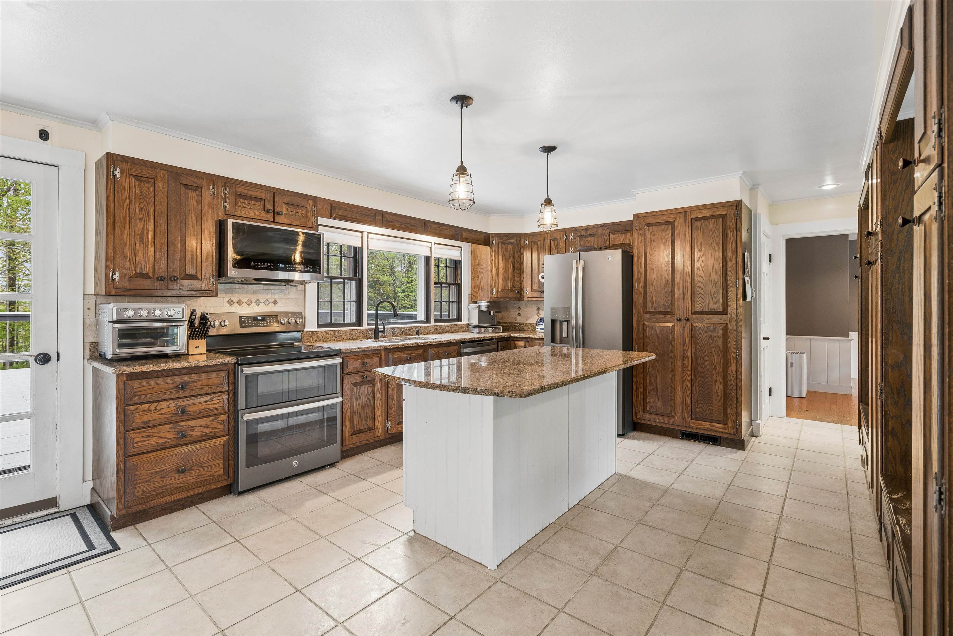 21 Dell Road Springfield, VT 05156 - Photo 4 of 40