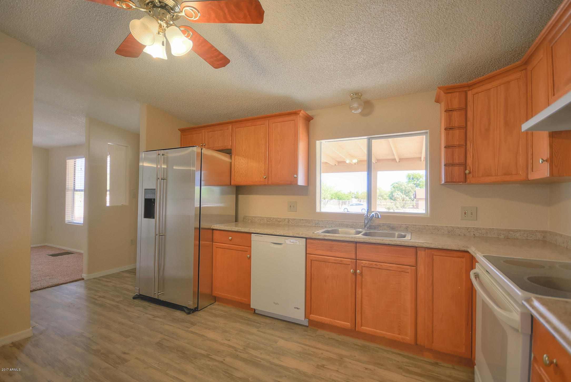 1152 East Maddock Road Phoenix, AZ 85086 - Photo 14 of 33 14