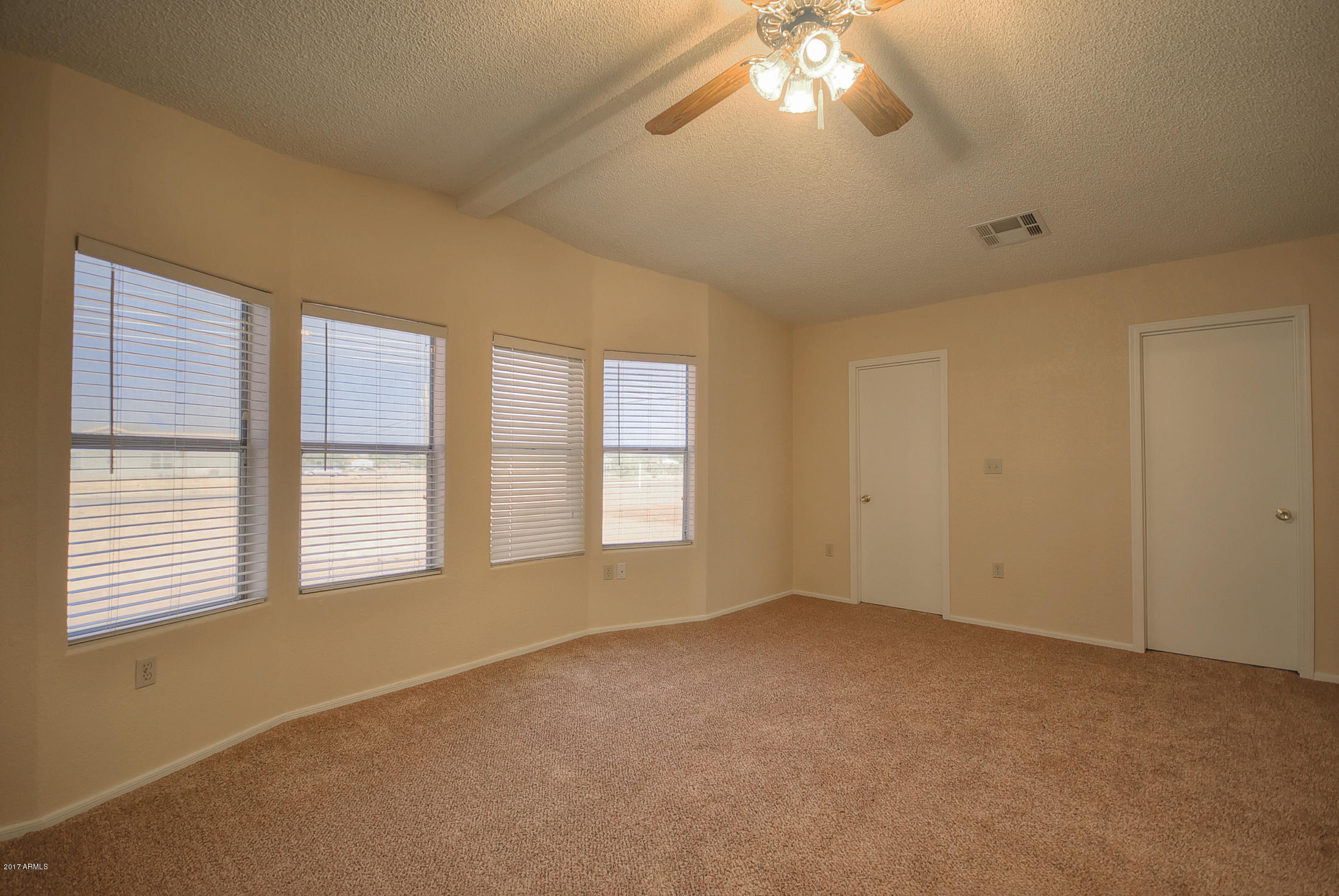 1152 East Maddock Road Phoenix, AZ 85086 - Photo 16 of 33 16