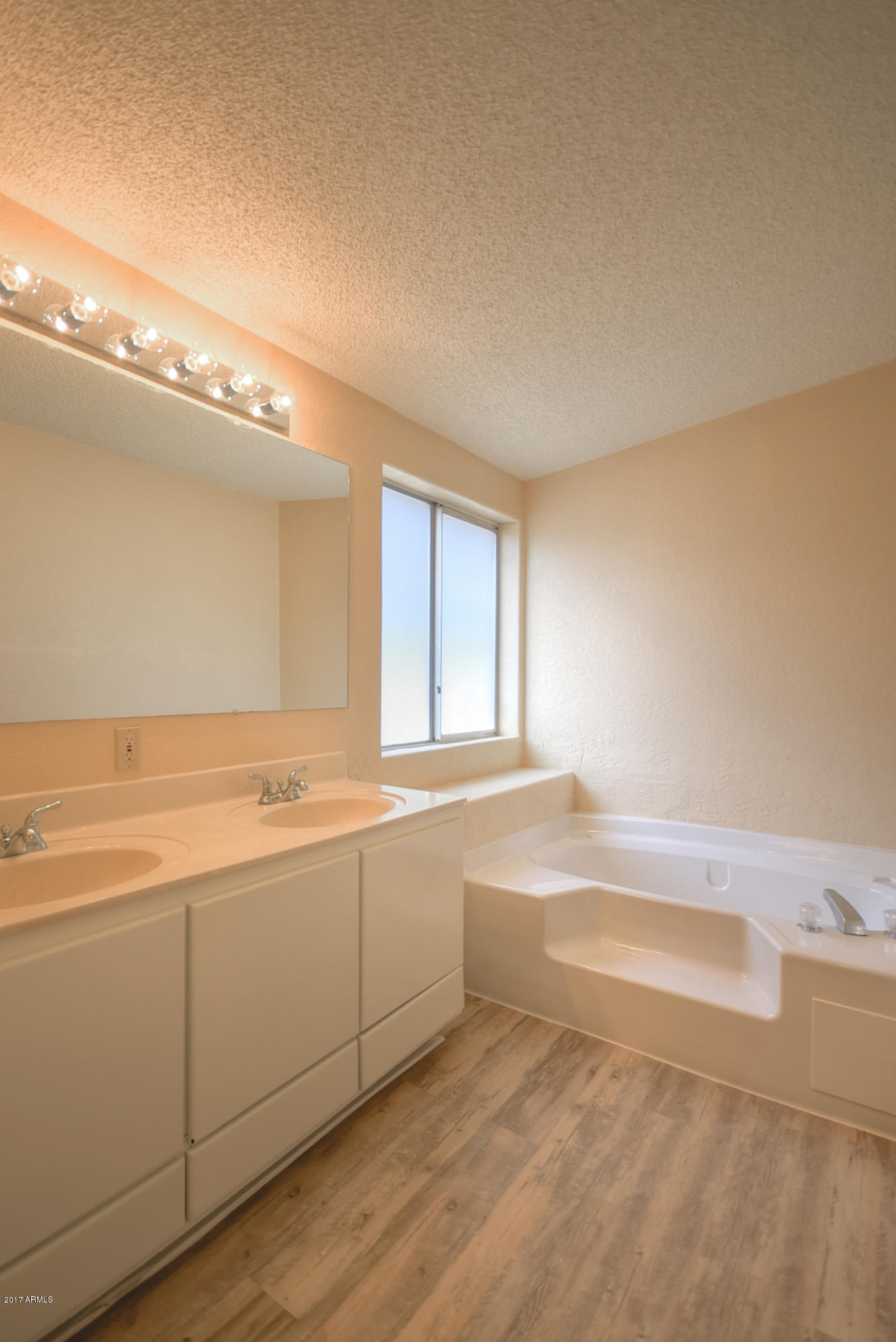 1152 East Maddock Road Phoenix, AZ 85086 - Photo 18 of 33 18