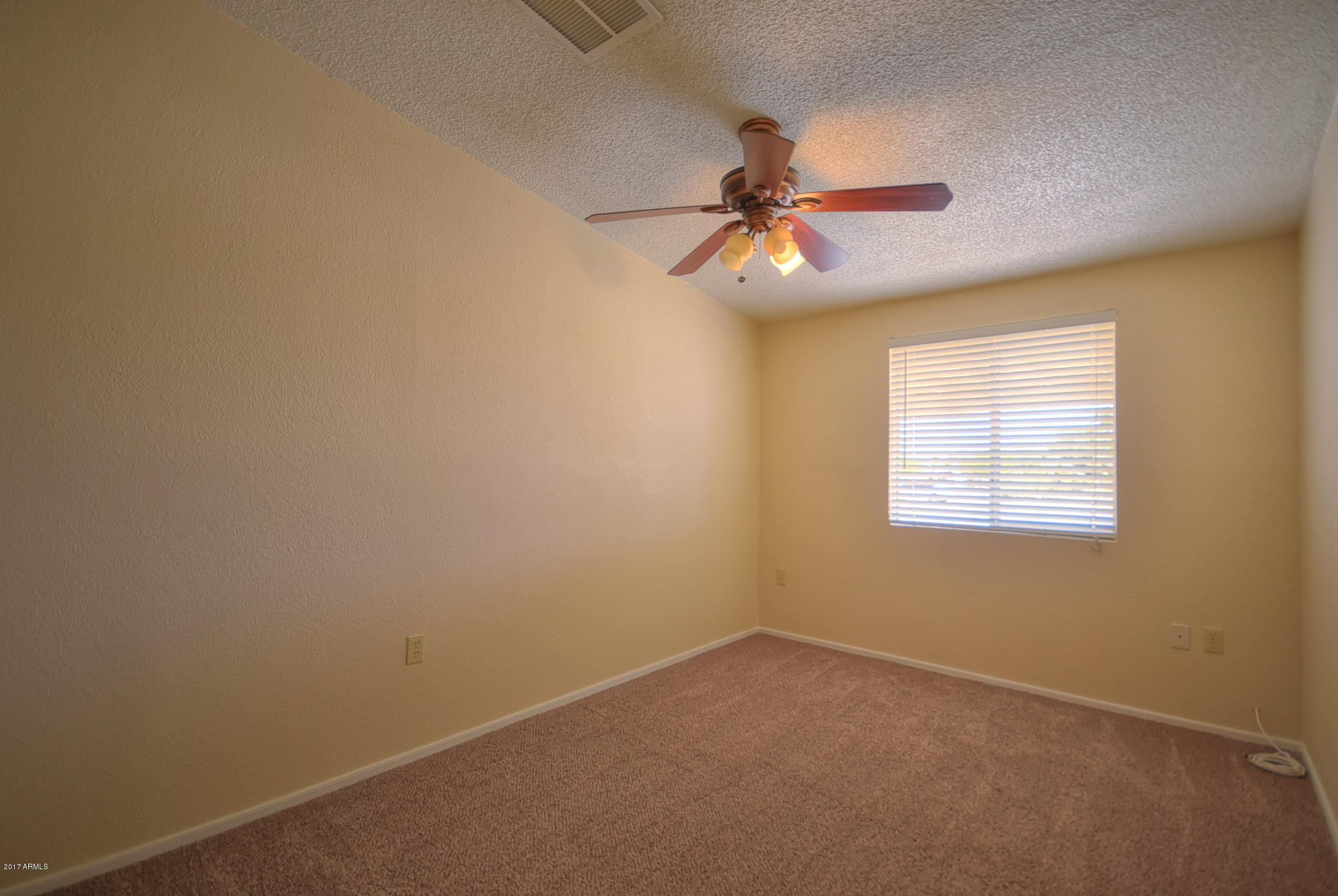 1152 East Maddock Road Phoenix, AZ 85086 - Photo 22 of 33 22