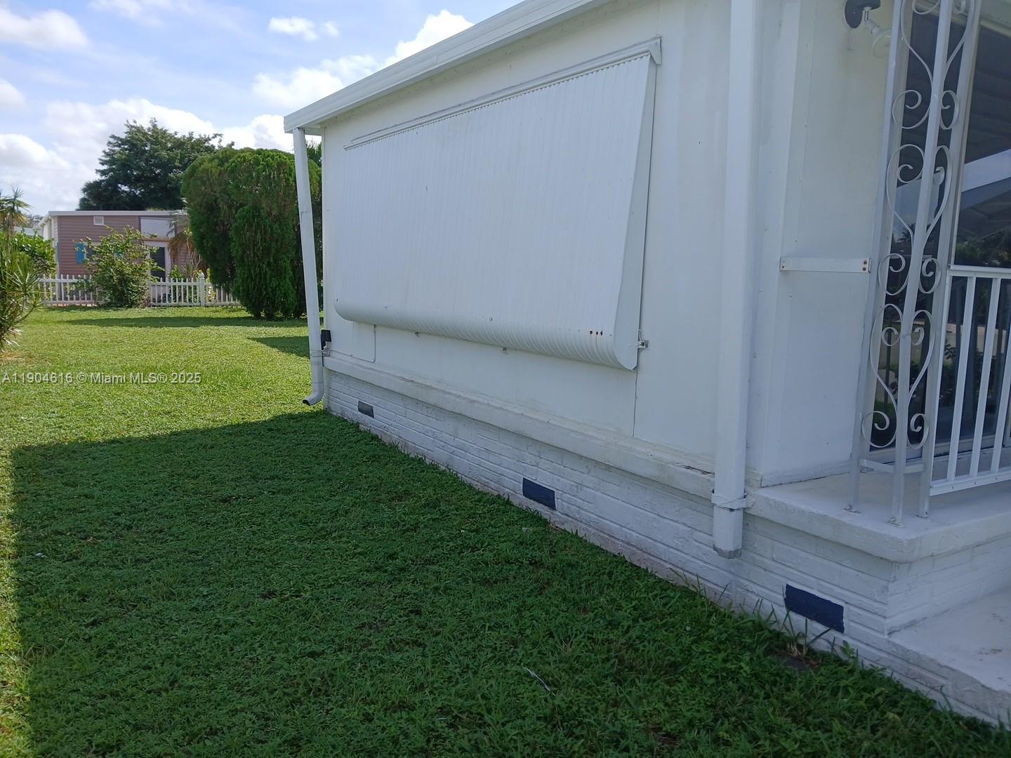 1860 Southwest 83rd Terrace Davie, FL 33324 - Photo 11 of 12 a view of a back yard of the house