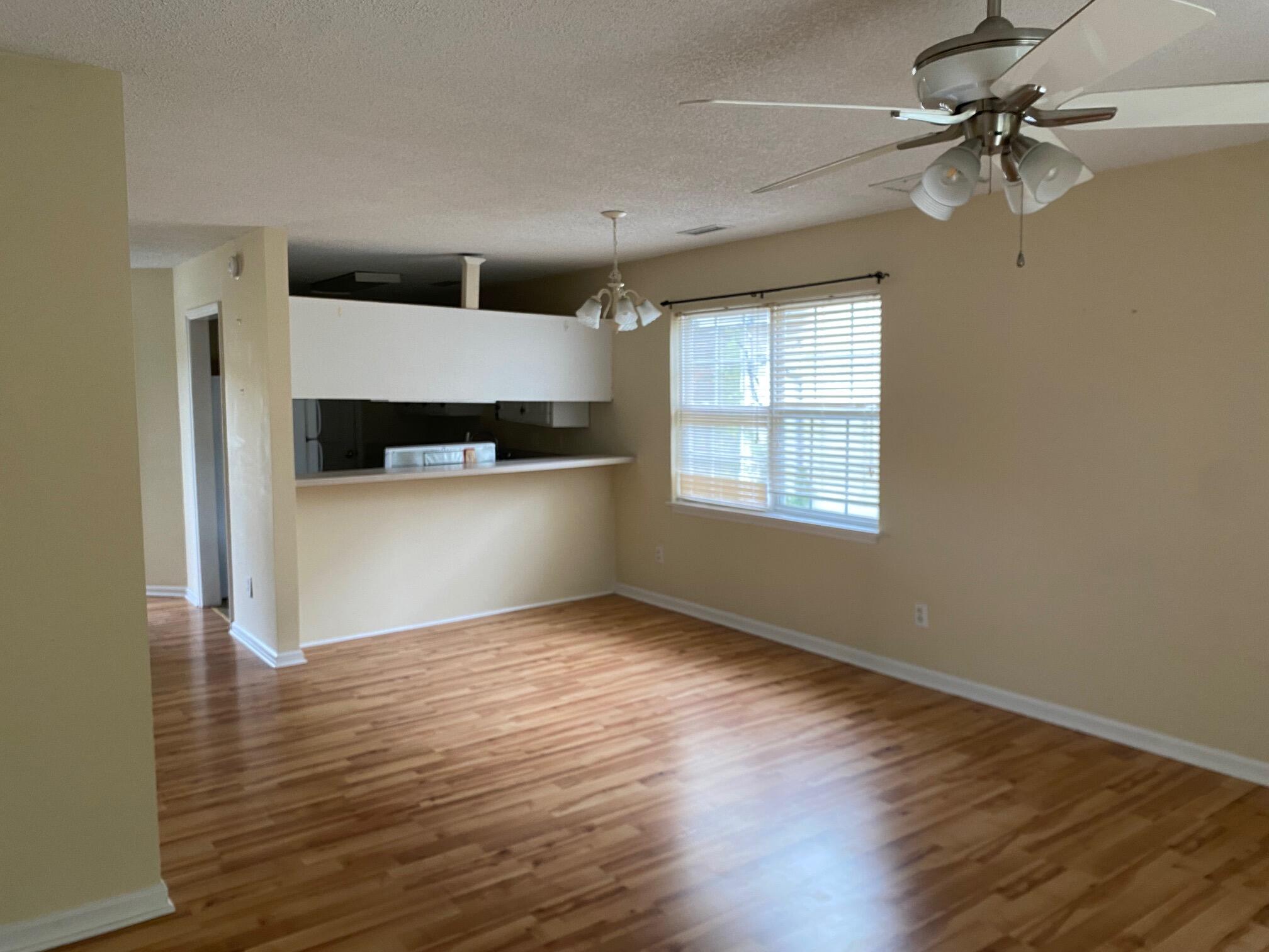 Undisclosed Address Charleston, SC 29412 - Photo 4 of 25 IMG_5706