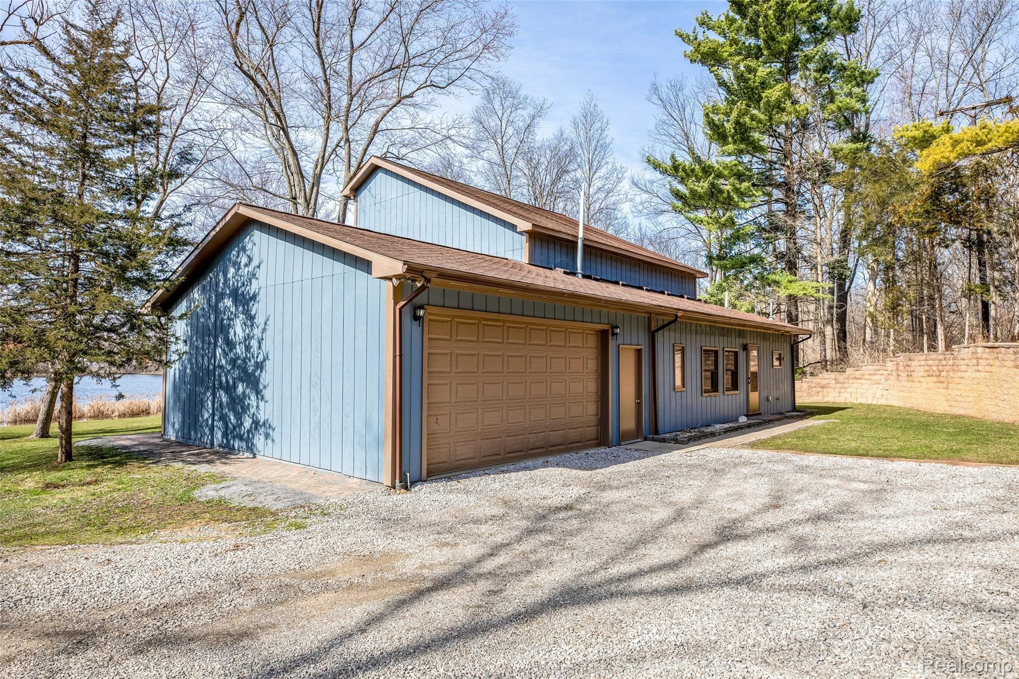 4100 Pardee Lake Road Howell, MI 48843 - Photo 1 of 35 2.Front