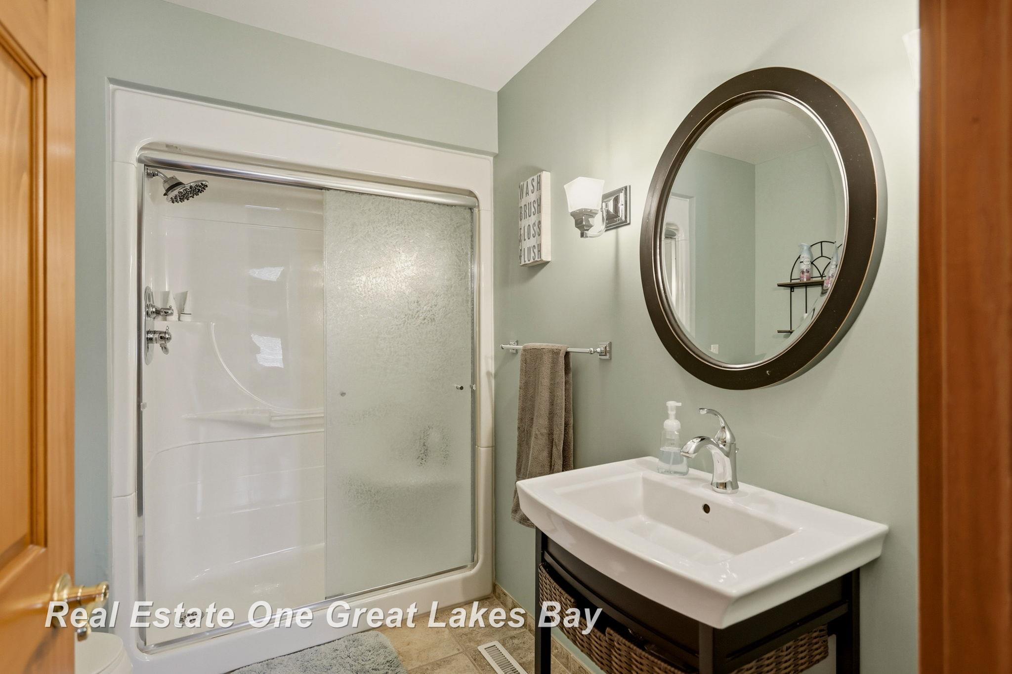 2530 North River Road Saginaw, MI 48609 - Photo 31 of 90