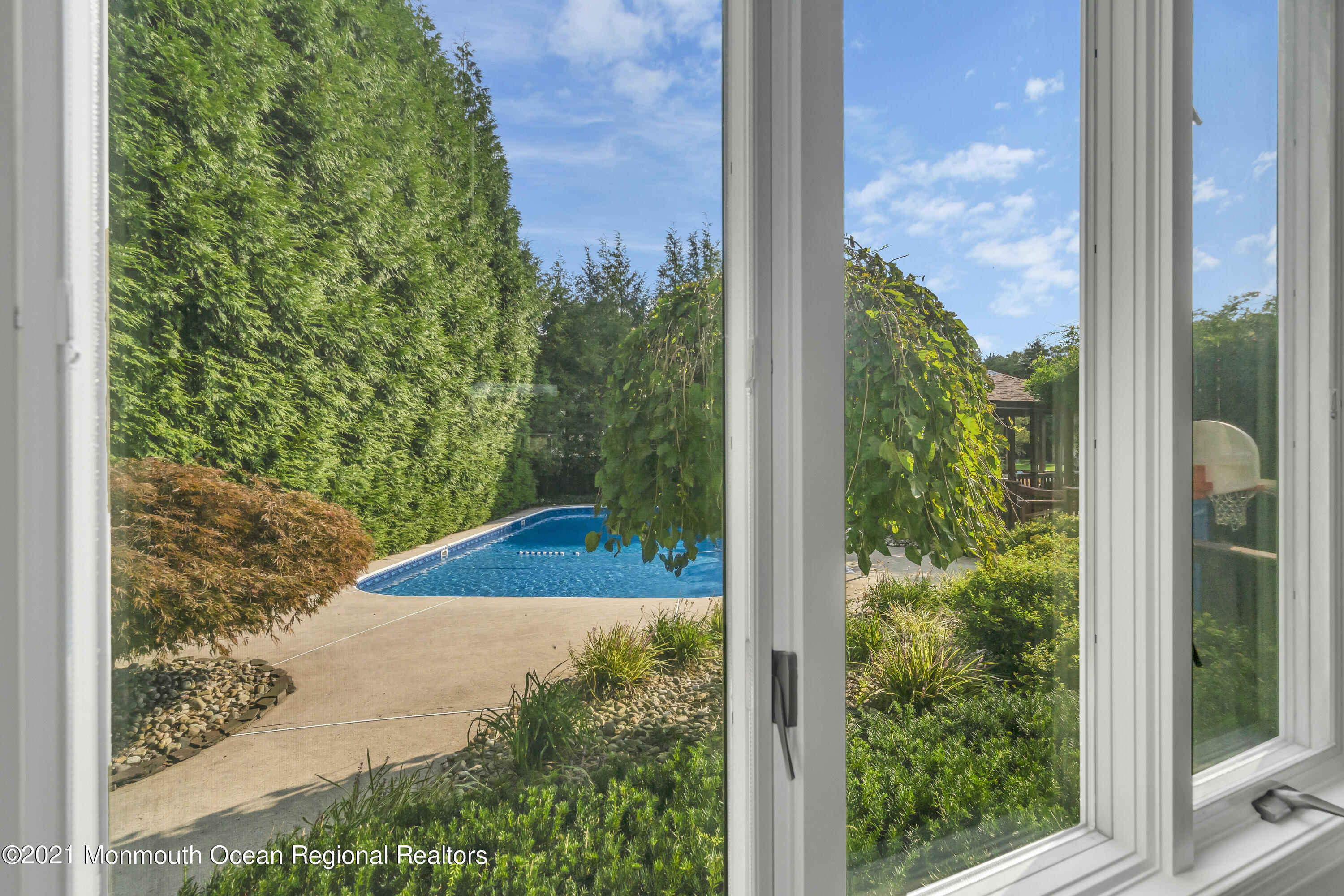 230 Crest Hill Road Toms River, NJ 08755 - Photo 17 of 59 a view of a window