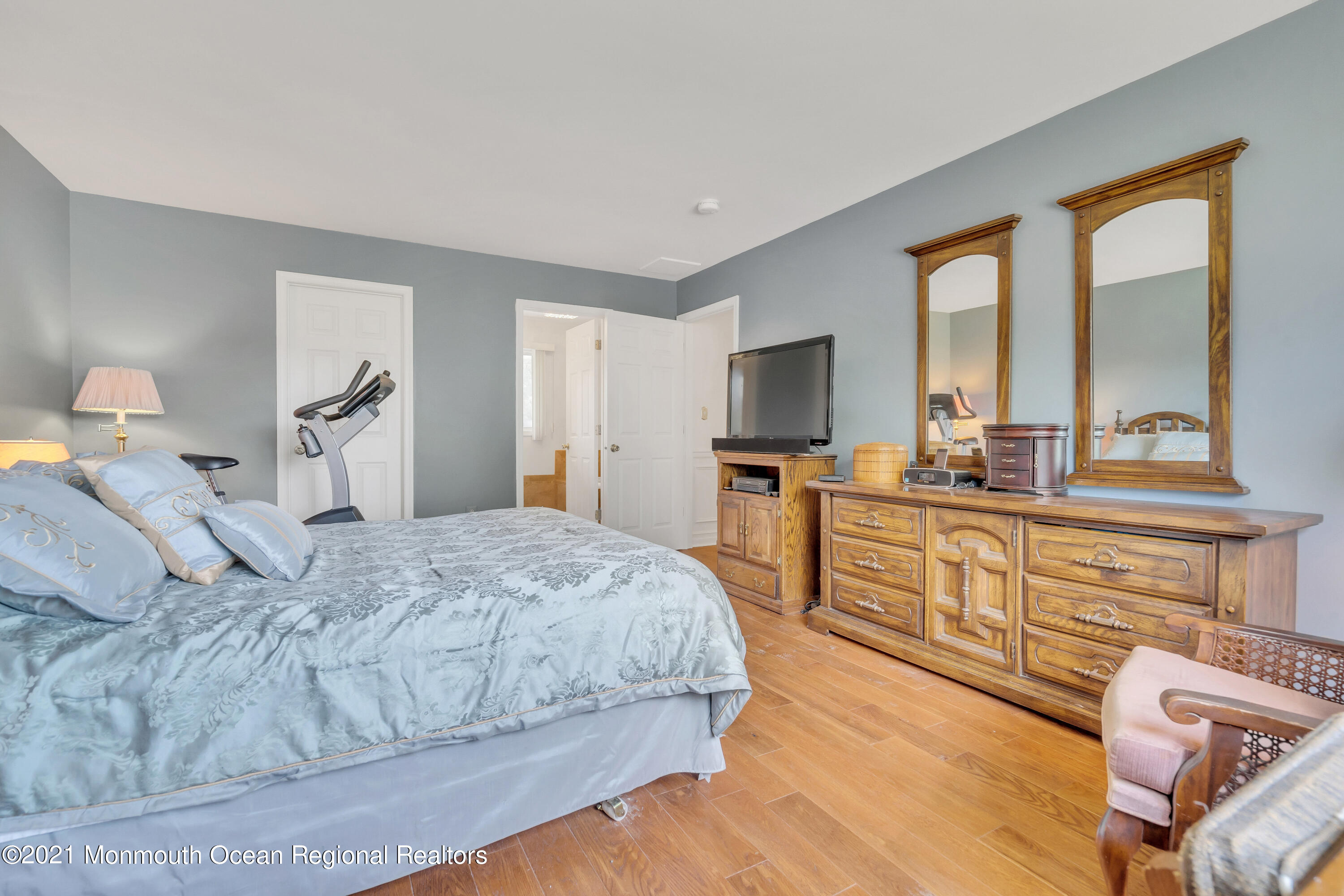 230 Crest Hill Road Toms River, NJ 08755 - Photo 35 of 59 a bedroom with a large bed and a large window