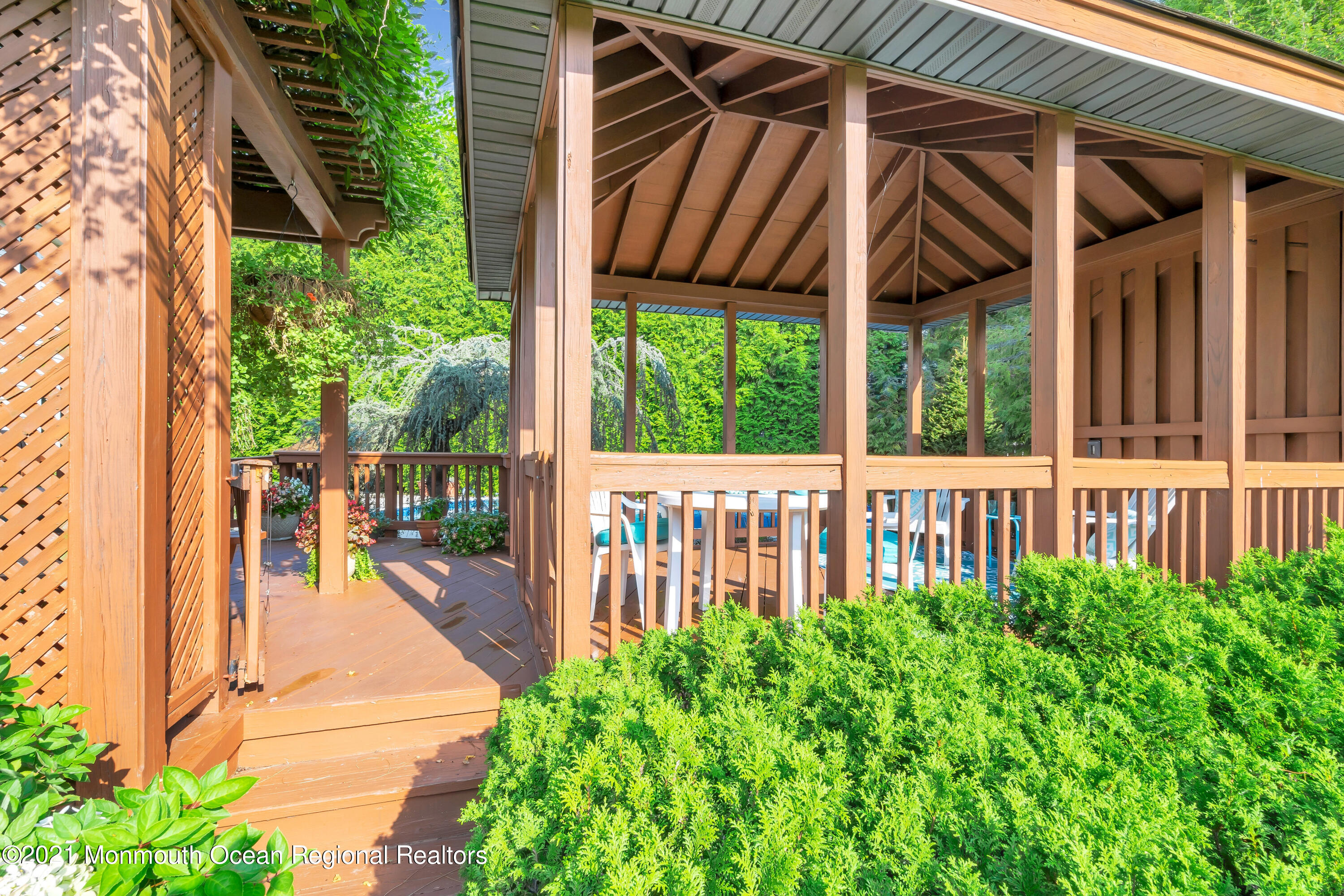 230 Crest Hill Road Toms River, NJ 08755 - Photo 46 of 59 a view of a backyard with garden