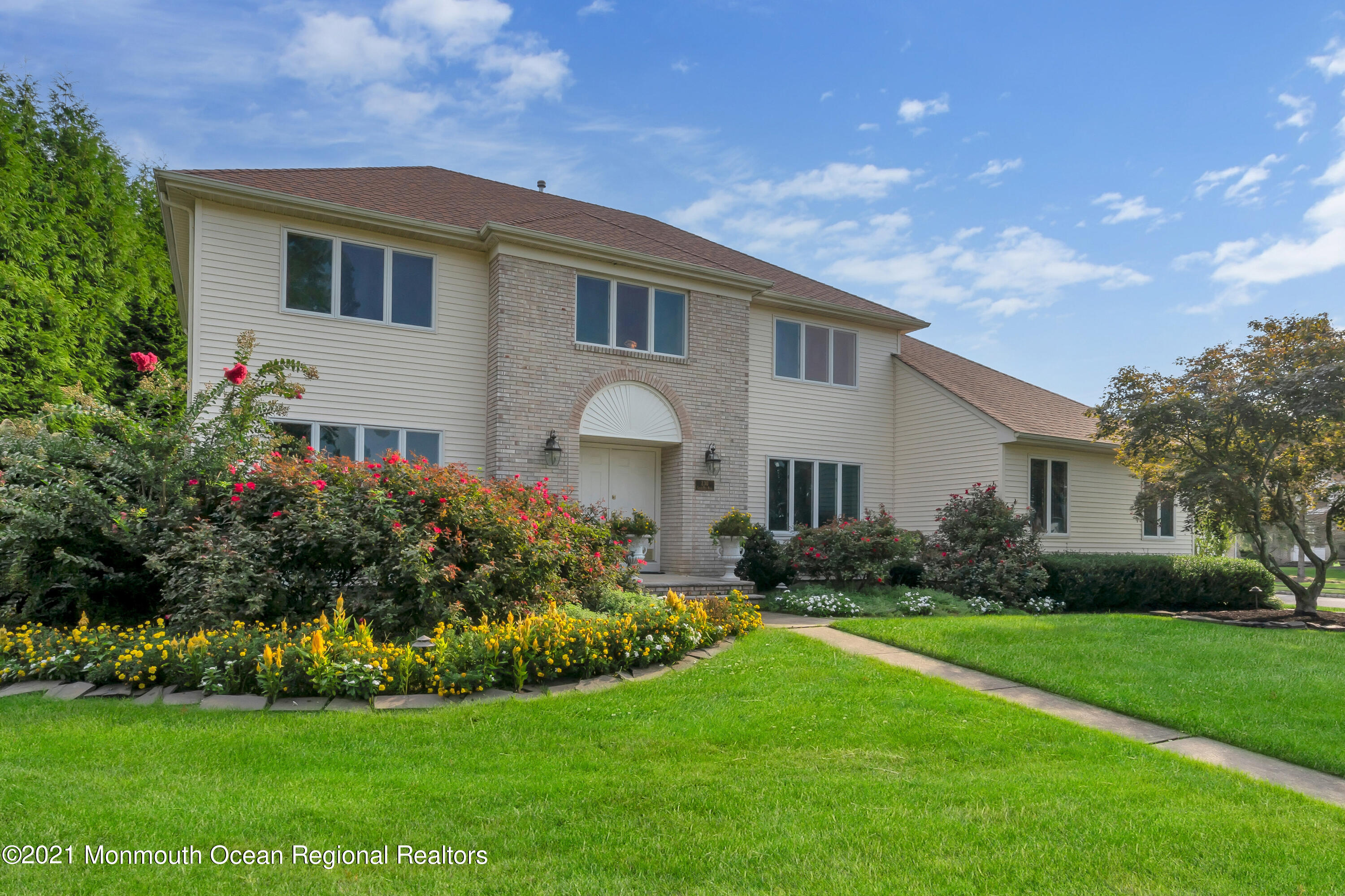 230 Crest Hill Road Toms River, NJ 08755 - Photo 7 of 59 a front view of house with yard and green space