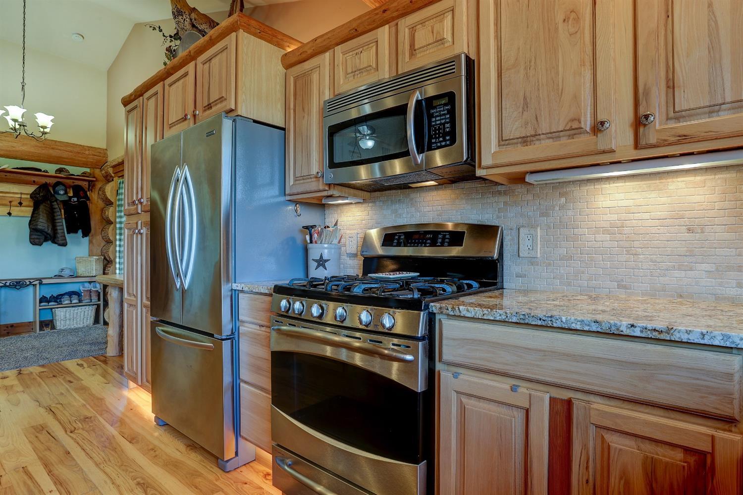 67157 Harrington Loop Road Bend, OR 97703 - Photo 19 of 38 Additional Photo