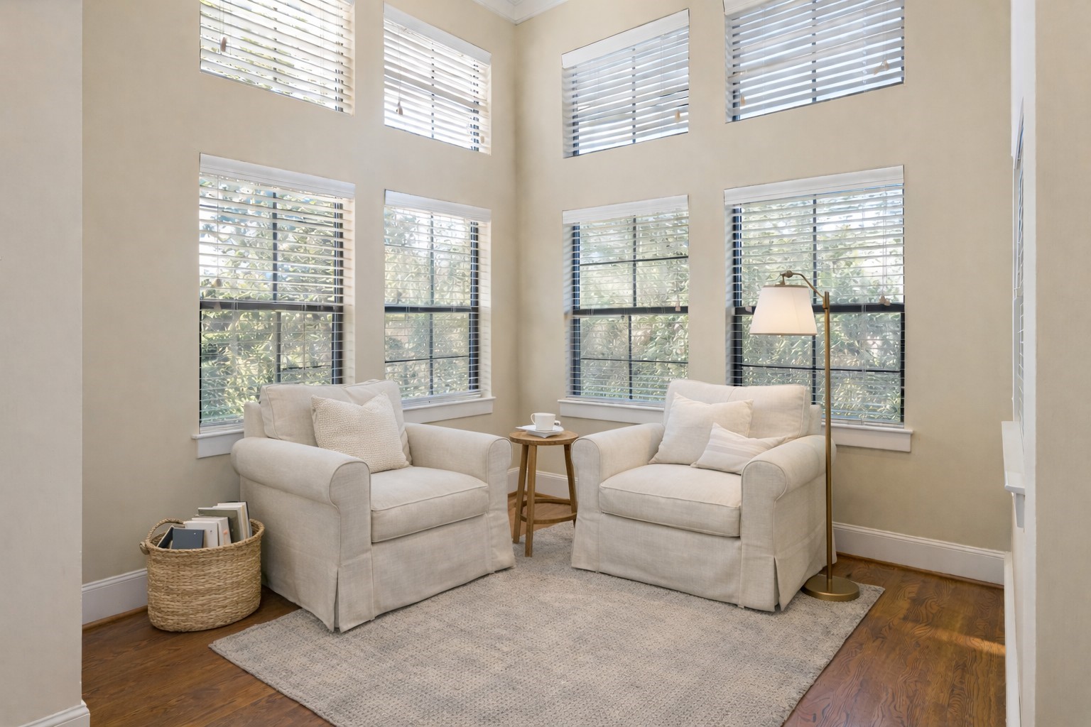 2502 Lawrence Street Houston, TX 77008 - Photo 19 of 26 *Virtually staged bonus space located off primary bedroom