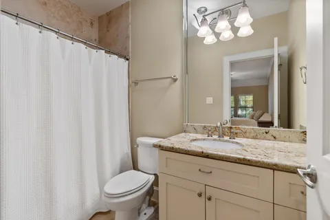 $695,000 | 2502 Lawrence Street, Houston, TX 77008