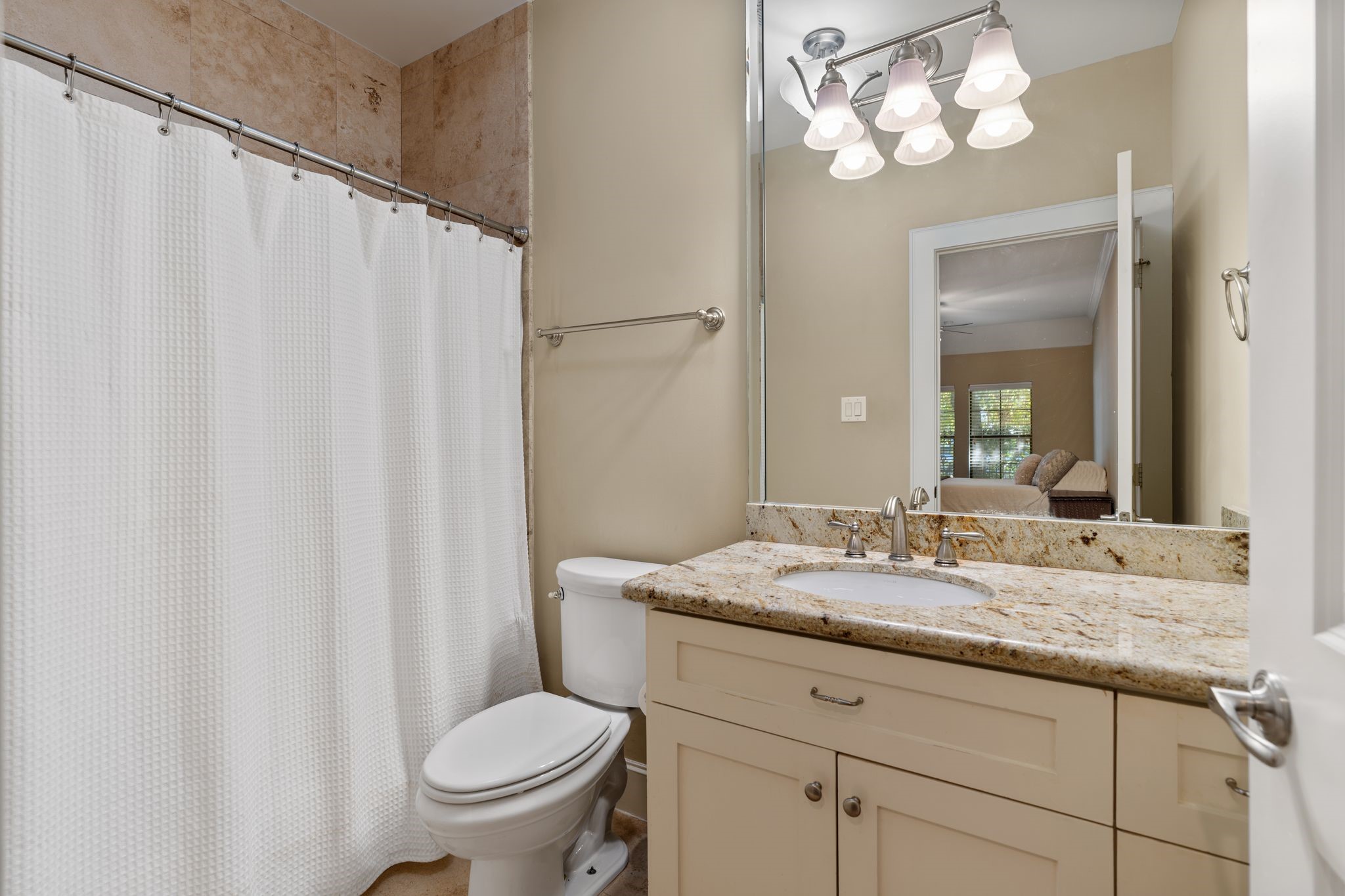 2502 Lawrence Street Houston, TX 77008 - Photo 8 of 26