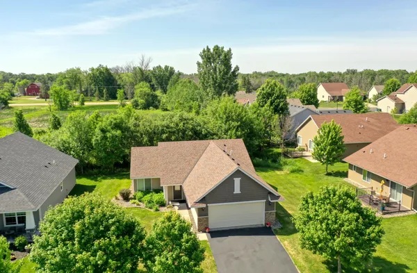 $400,000 | 6479 204th Street North, Forest Lake, MN 55025