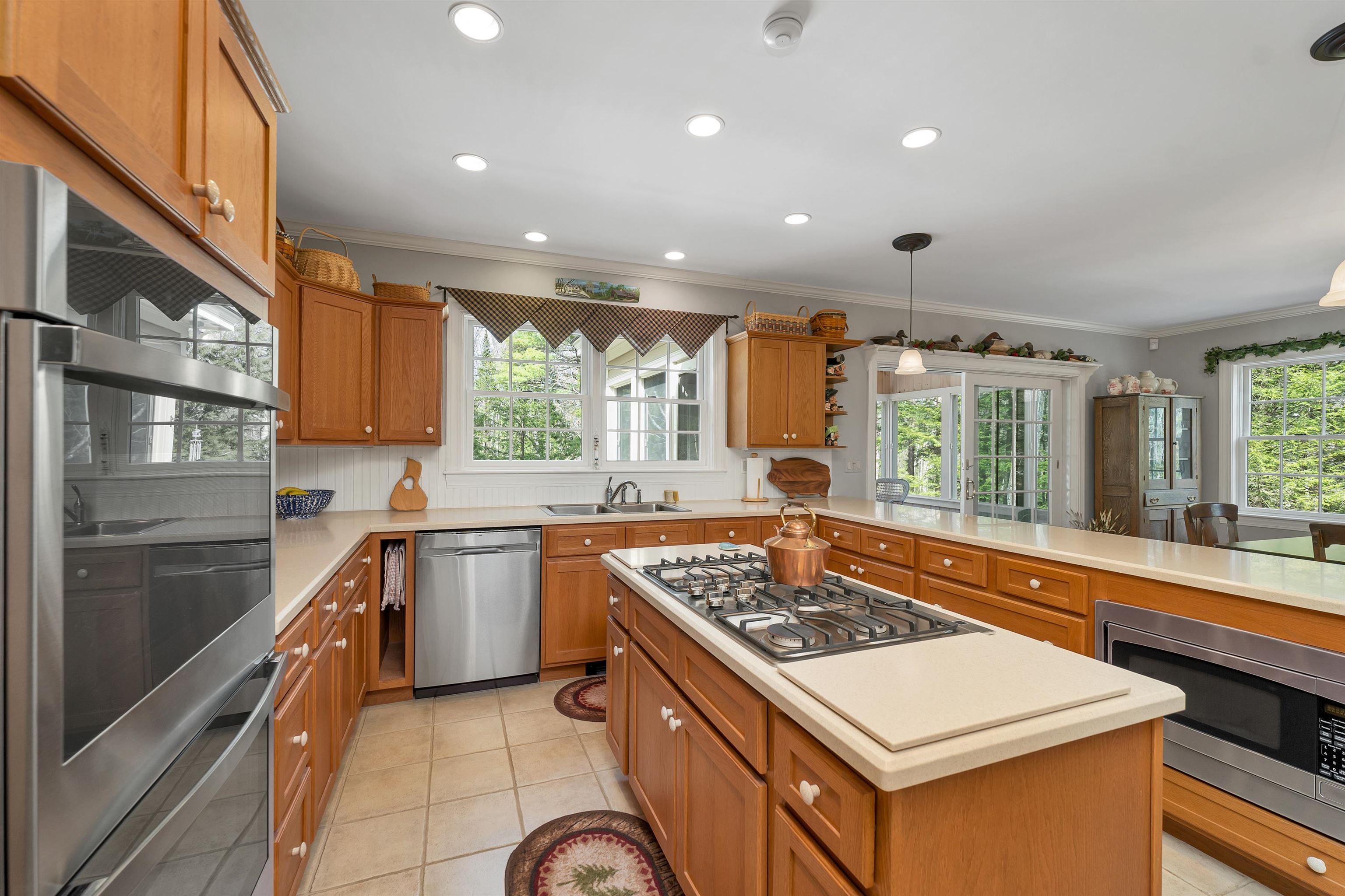 1 River Heights Road Tuftonboro, NH 03254 - Photo 10 of 56