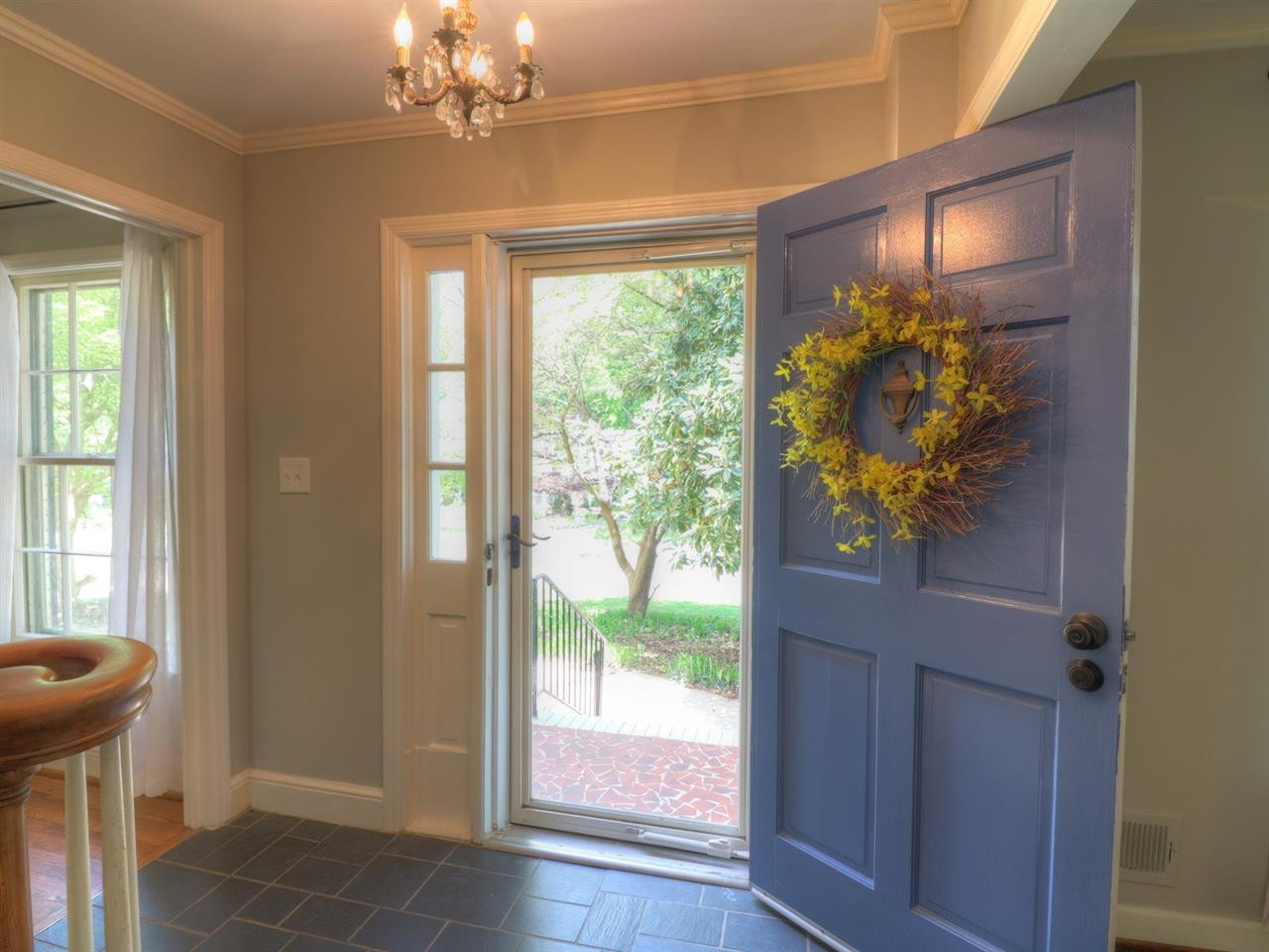 704 Compton Road Raleigh, NC 27609 - Photo 3 of 30 Entry