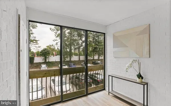 $2,100 | 10580 Cross Fox Lane, Unit D2, Columbia, MD 21044