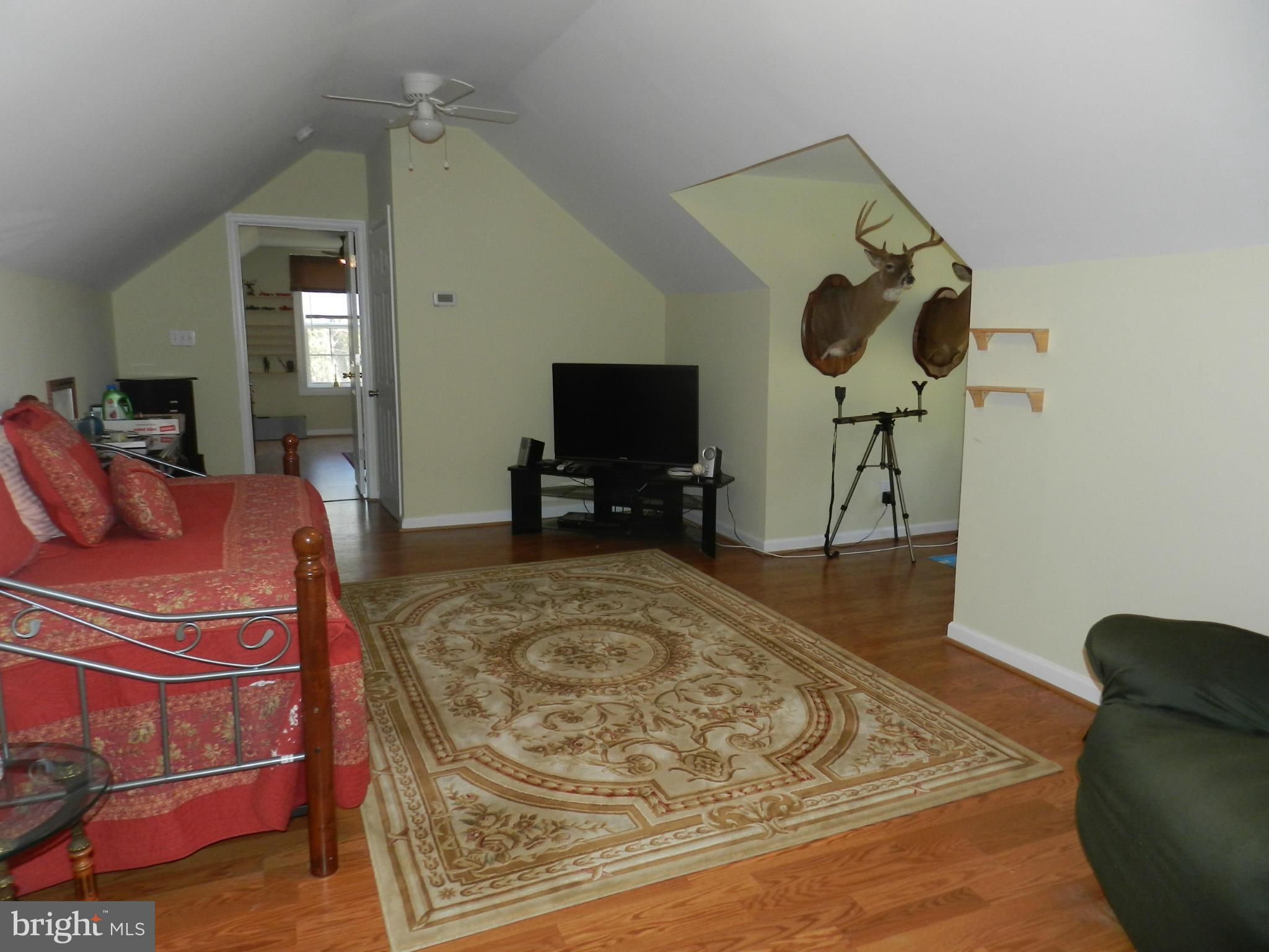 1517 Butler Road Beaverdam, VA 23015 - Photo 14 of 23 Family Room