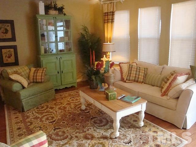 2730 Chilton Place Raleigh, NC 27616 - Photo 10 of 21 Gallery Image 10