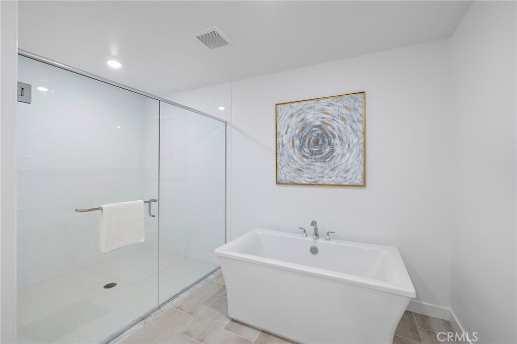 1302 Rivington Irvine, CA 92612 - Photo 7 of 27