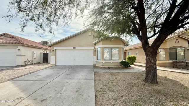 $1,949 | 1045 East Nardini Street, San Tan Valley, AZ 85140