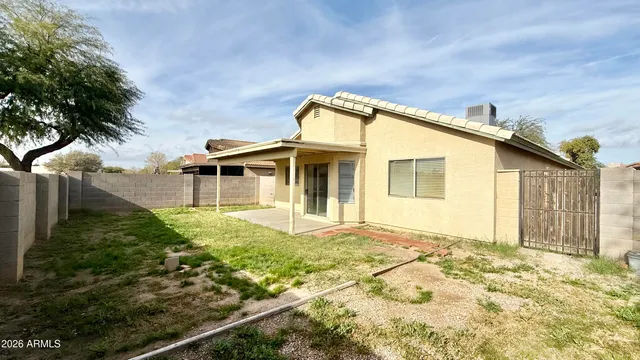 $1,949 | 1045 East Nardini Street, San Tan Valley, AZ 85140