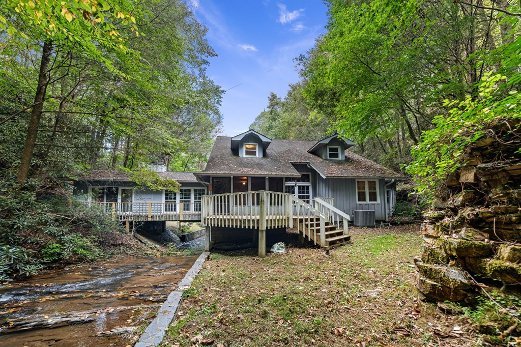 220 Old Ml Trace Blue Ridge, GA 30513 - Photo 5 of 78 Gallery Image 5