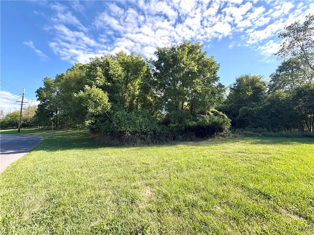 $18,933 | 28 Bradley Street, Auburn, NY 13021