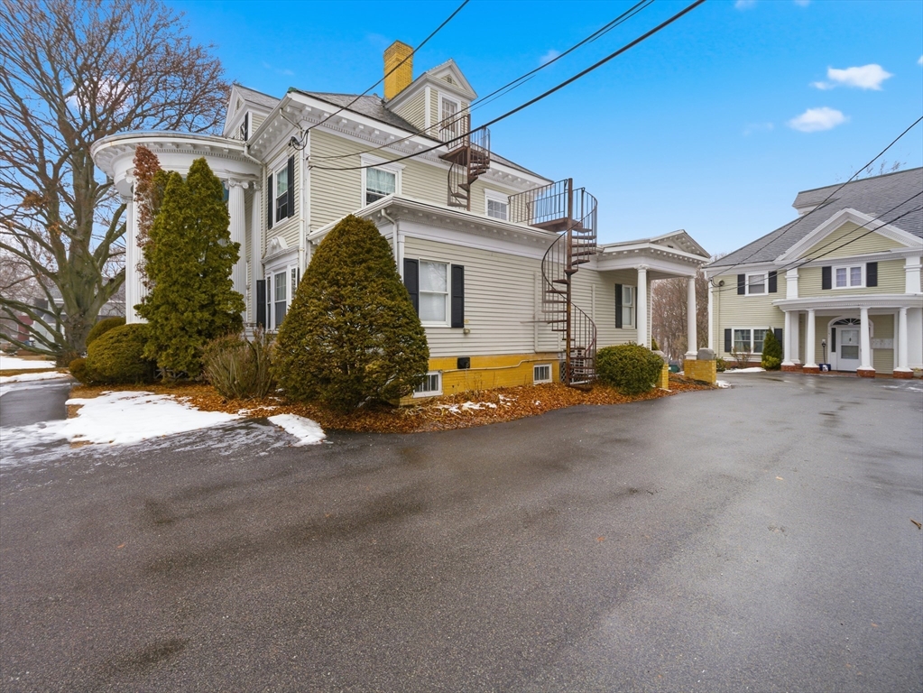 153 Broadway, Unit 7 Haverhill, MA 01832 - Photo 35 of 42