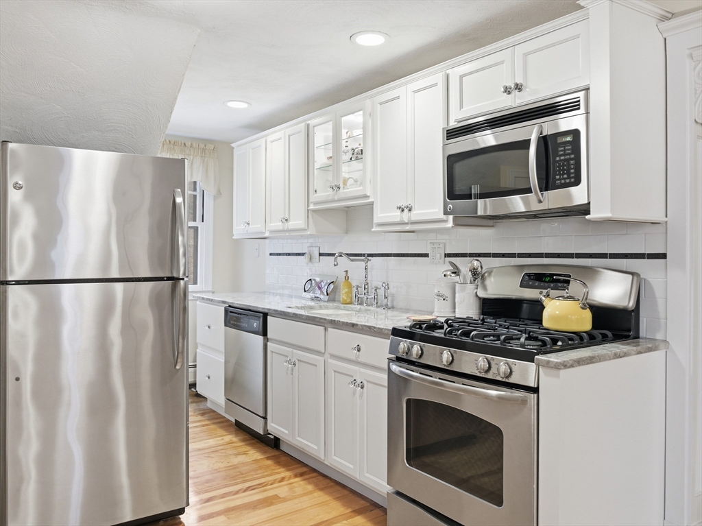 153 Broadway, Unit 7 Haverhill, MA 01832 - Photo 4 of 42