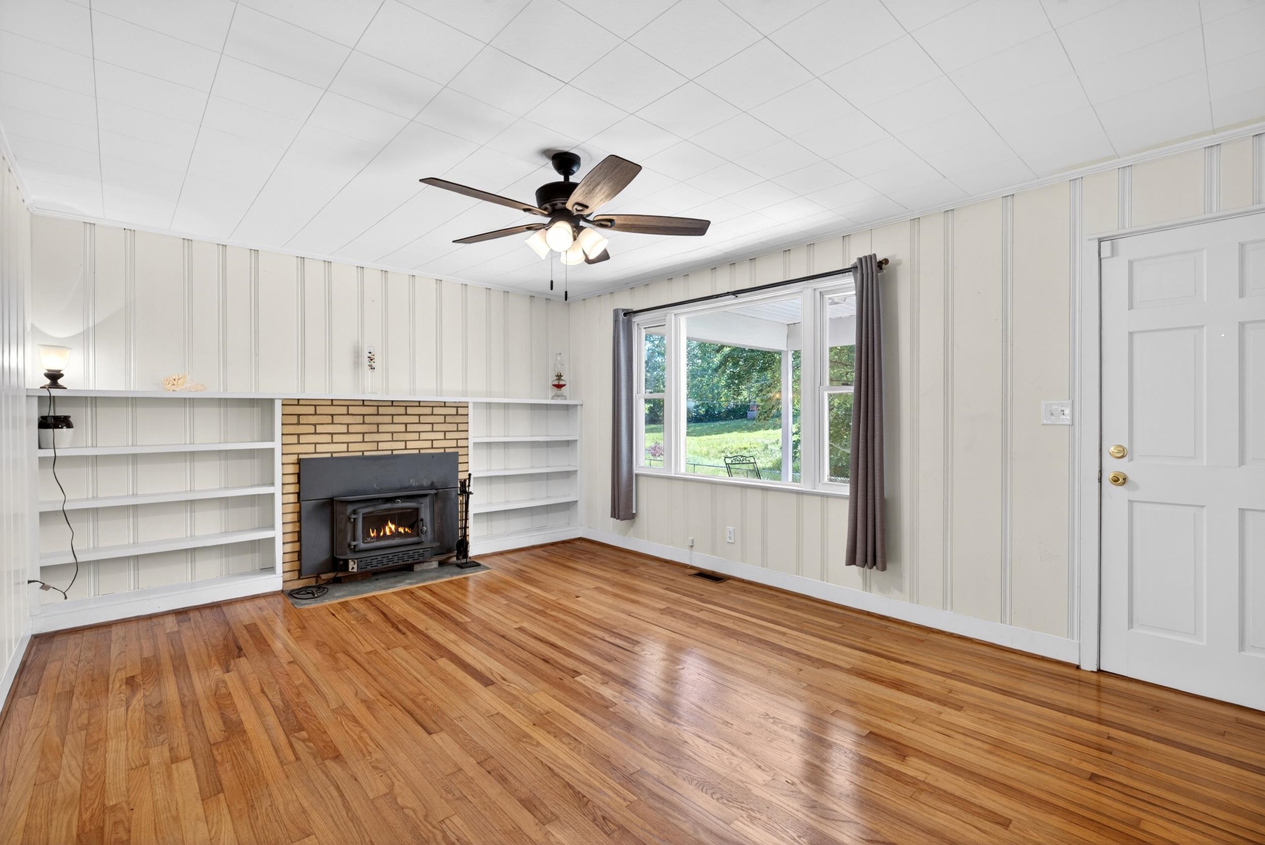 515 Owl Nest Road Landrum, SC 29356 - Photo 6 of 43