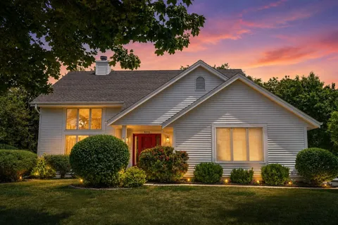 $479,900 | 9212 South 41st Street, Franklin, WI 53132