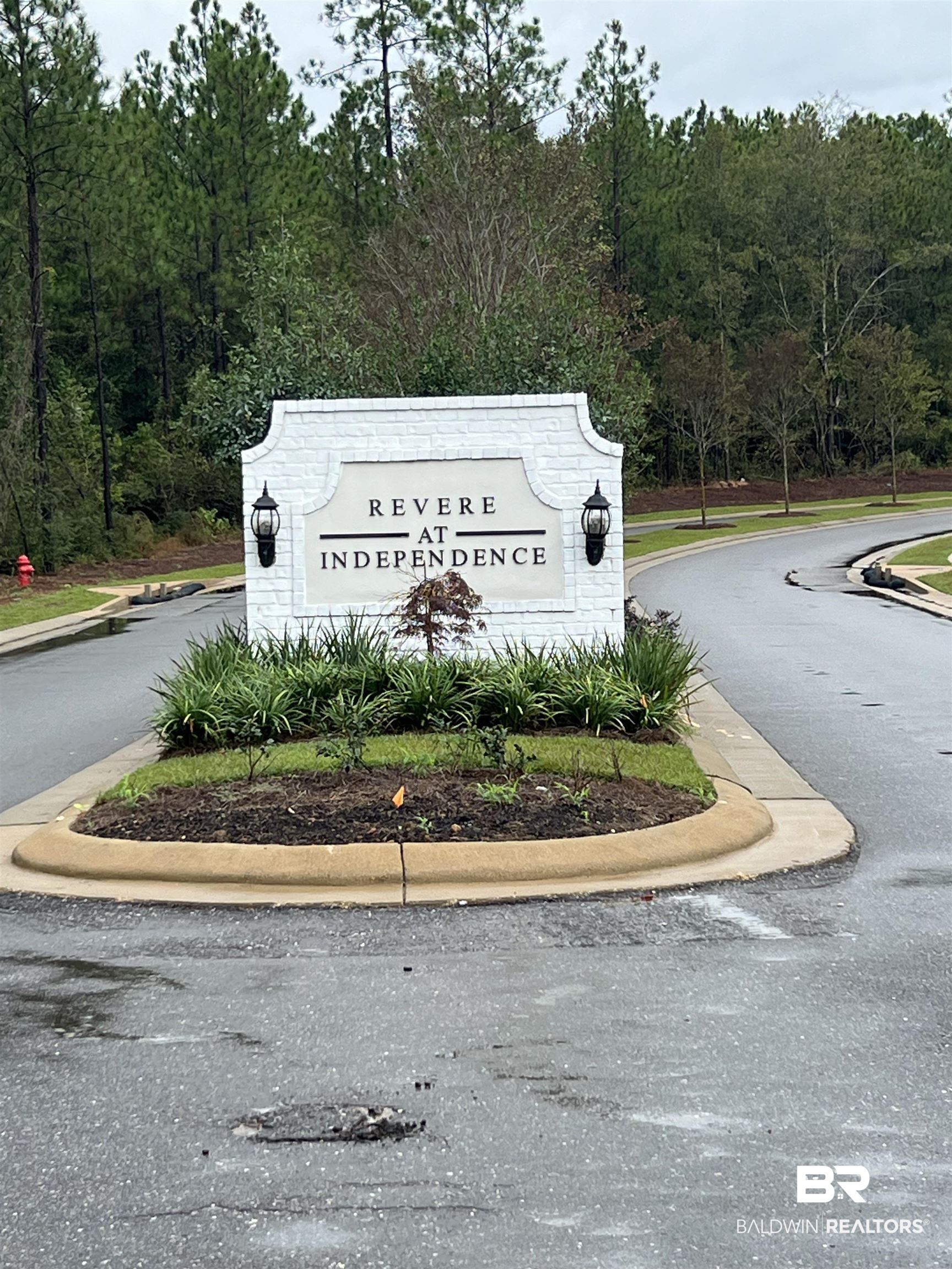 12829 Patriot Way Daphne, AL 36527 - Photo 32 of 38 View of community sign