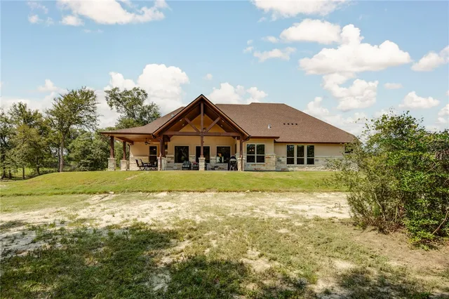 $950,000 | 10222 Wessex Bend, Iola, TX 77861