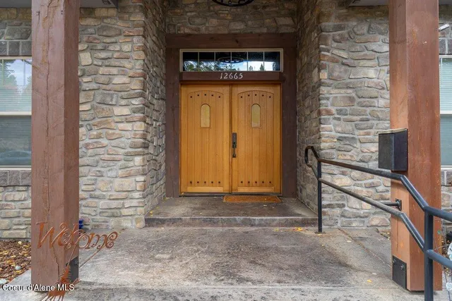 $1,085,000 | 12665 North Shamrock Street, Hayden, ID 83835