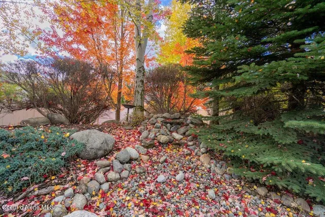 $1,085,000 | 12665 North Shamrock Street, Hayden, ID 83835