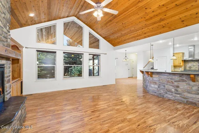 $1,085,000 | 12665 North Shamrock Street, Hayden, ID 83835