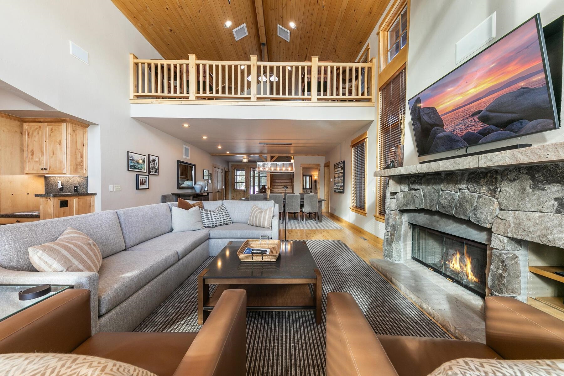 12339 Lookout Loop, Unit F0638 Truckee, CA 96161 - Photo 6 of 27