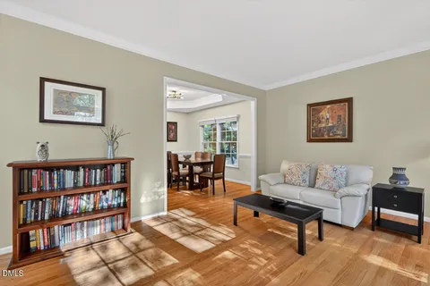 $689,000 | 115 Lonebrook Drive, Chapel Hill, NC 27516