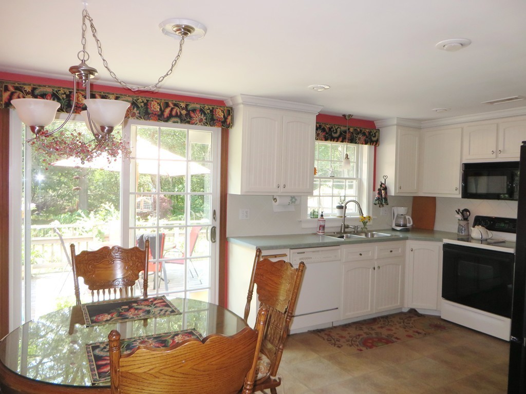 23 Ryder Road Harwich, MA 02645 - Photo 4 of 12 Gallery Image 4